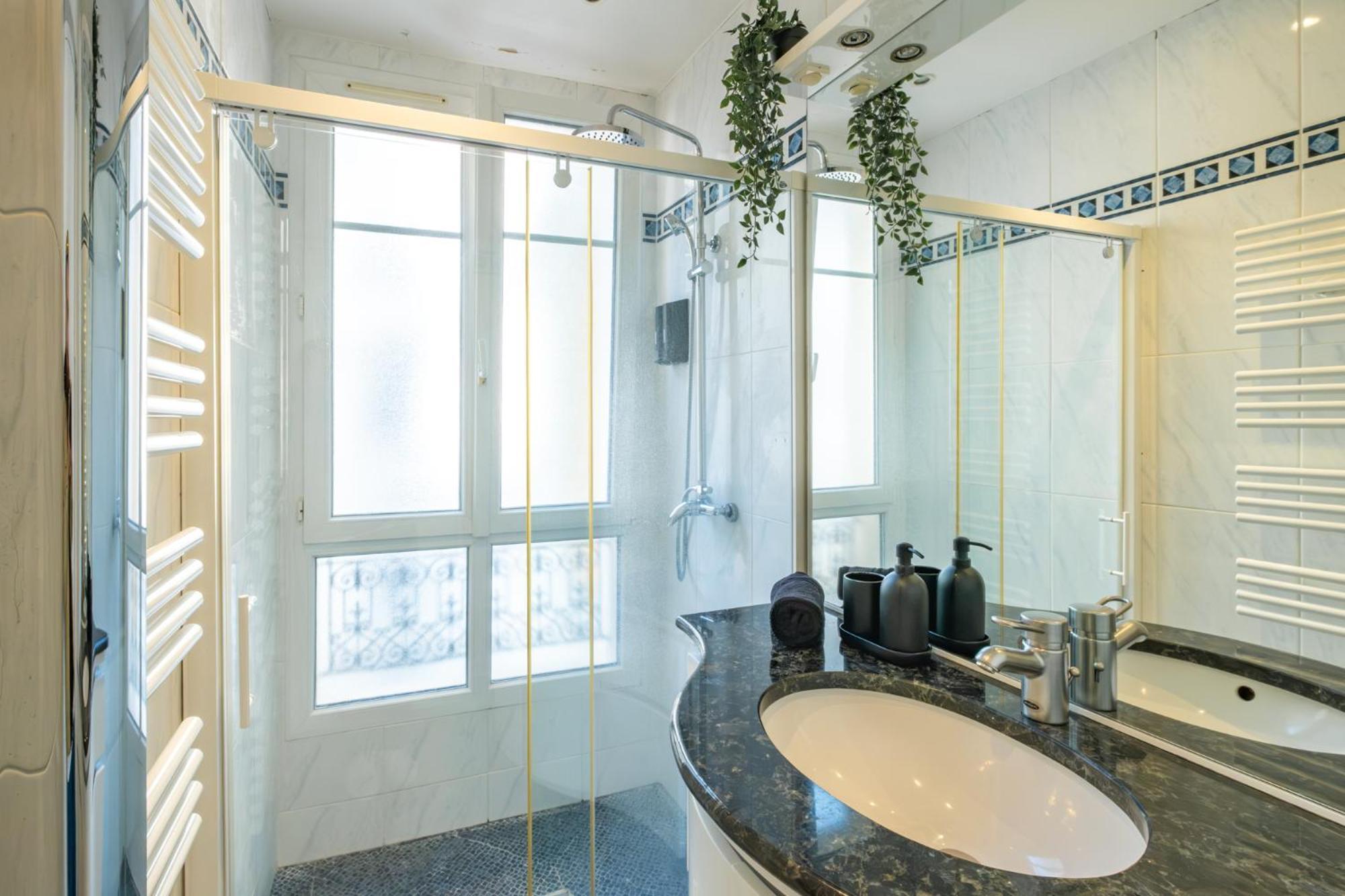 Spacious Apartment For 6 People Paris Luaran gambar